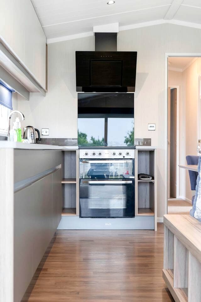 Premium Lodge Retreat with Pool, Golf, Beach Access & Family-Friendly Amenities in Scotland, United Kingdom