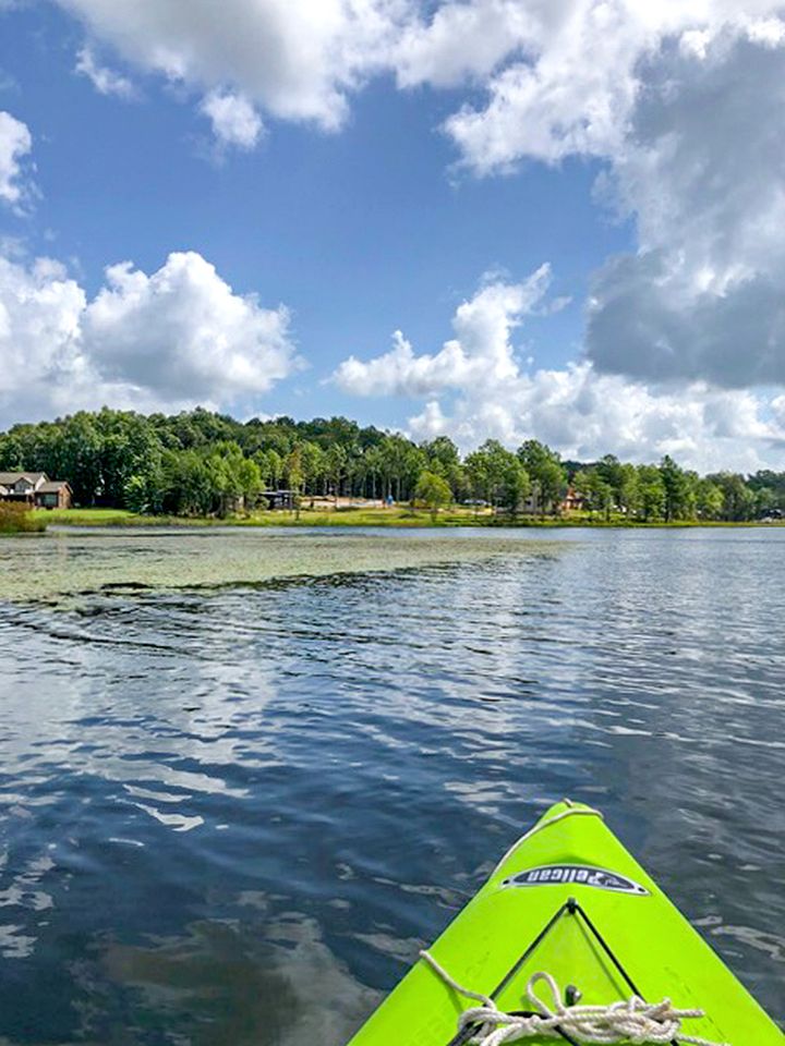 Beautiful Lakefront Cottage with Fire Pit in Tracy City, Tennessee