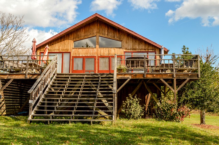 Nature Lodges (Madison, Virginia, United States)