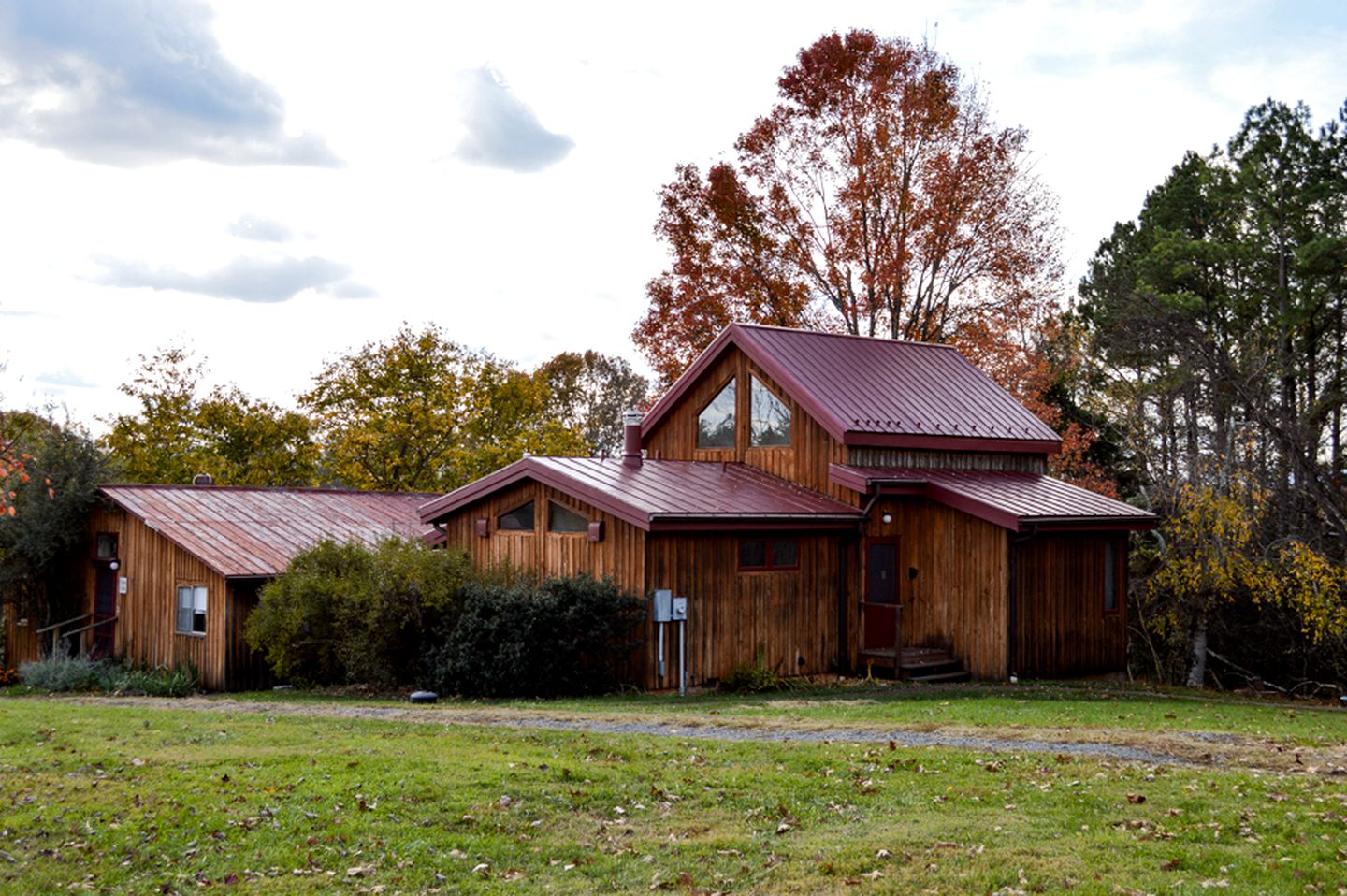 Spacious Cabin for a Yoga Getaway Next to the Shenandoah National Park, Virginia