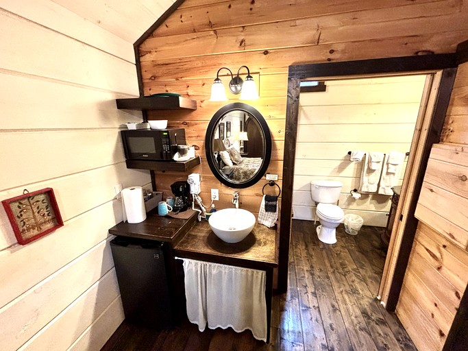 Tiny Houses (United States of America, Sevierville, Tennessee)