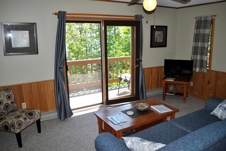 Lakefront Accommodation on Apostle Island on Lake Superior, Wisconsin | Vacation Rentals (Bayfield, Wisconsin, United States of America)