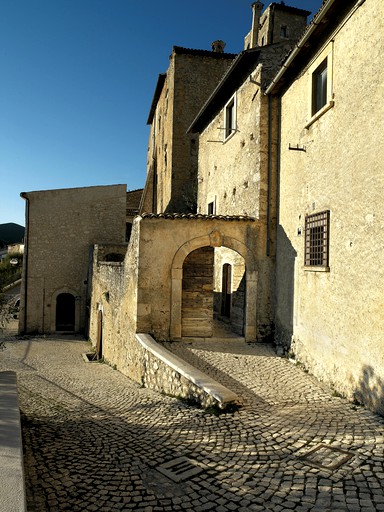 Nature Lodges (Santo Stefano di Sessanio, Abruzzo, Italy)