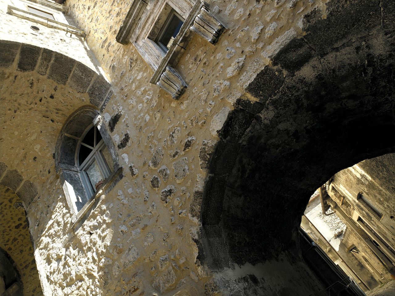 Medieval-Style Vacation Rental with Luxury Amenities near Pescara, Italy