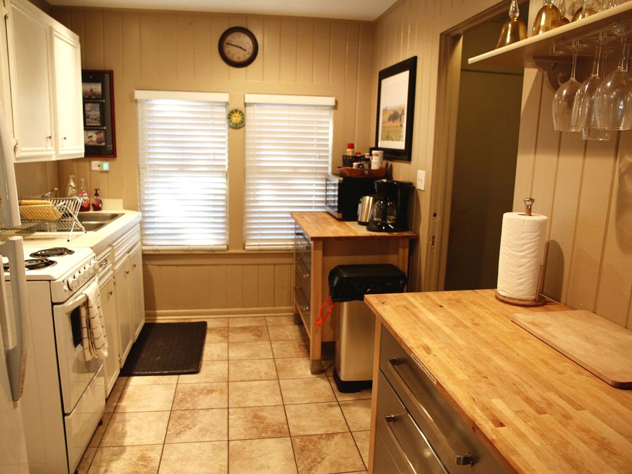 Riverfront Ranch Cottage for a Getaway to the Blanco River in Wimberley, Texas