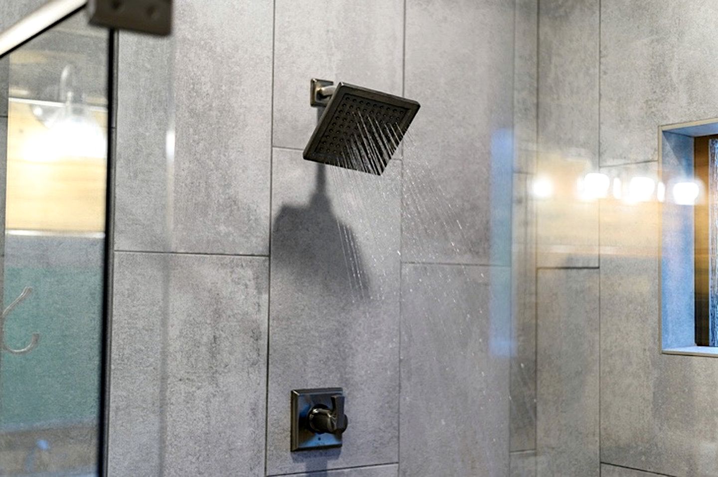 Cozy Pine Retreat Cabin with Luxury Comfort in Broken Bow, Oklahoma