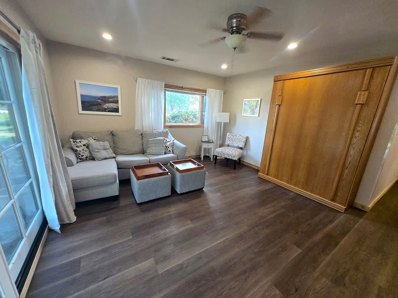 Scenic Waterfront Getaway Retreat with Private Lake Access Near The Cove, Little Elm TX