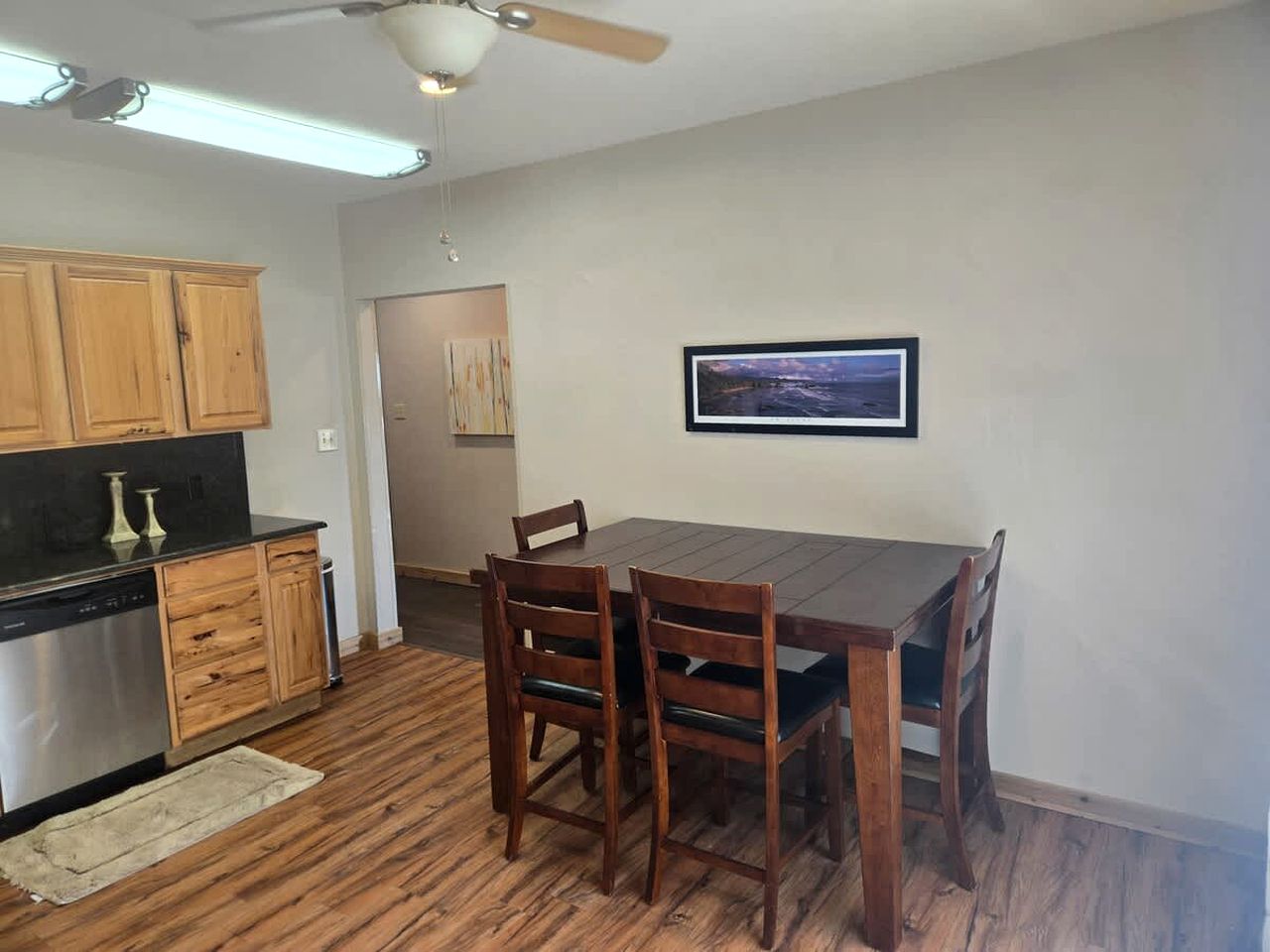 Scenic Waterfront Getaway Retreat with Private Lake Access Near The Cove, Little Elm TX