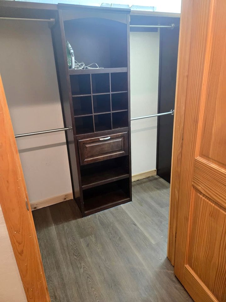 Scenic Waterfront Getaway Retreat with Private Lake Access Near The Cove, Little Elm TX