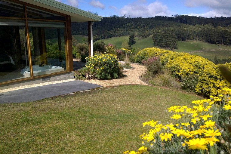 Cabins (Glendevie, Tasmania, Australia)