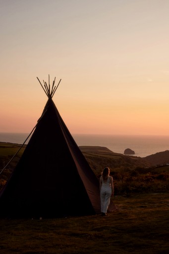 Tipis (United Kingdom, Tintagel, England)