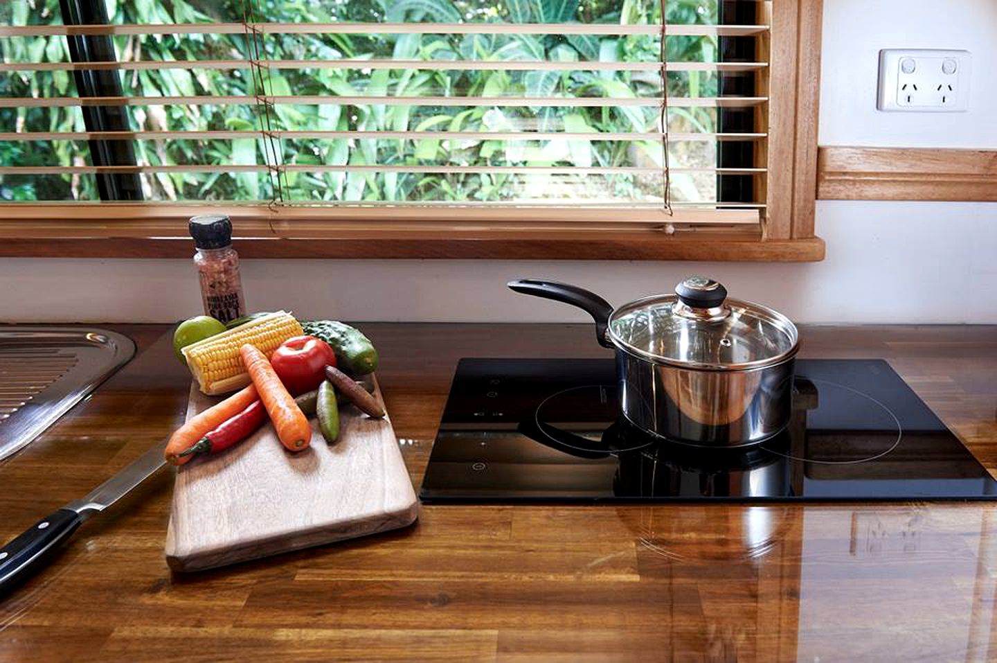 Enchanting Riverside Cabin Rental in the Rainforest near Cairns, Queensland