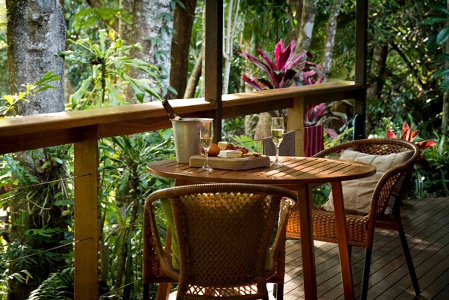 Enchanting Riverside Cabin Rental in the Rainforest near Cairns, Queensland