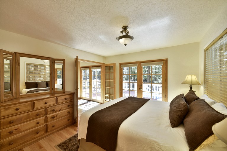 Cabins (United States of America, Black Butte Ranch, California)