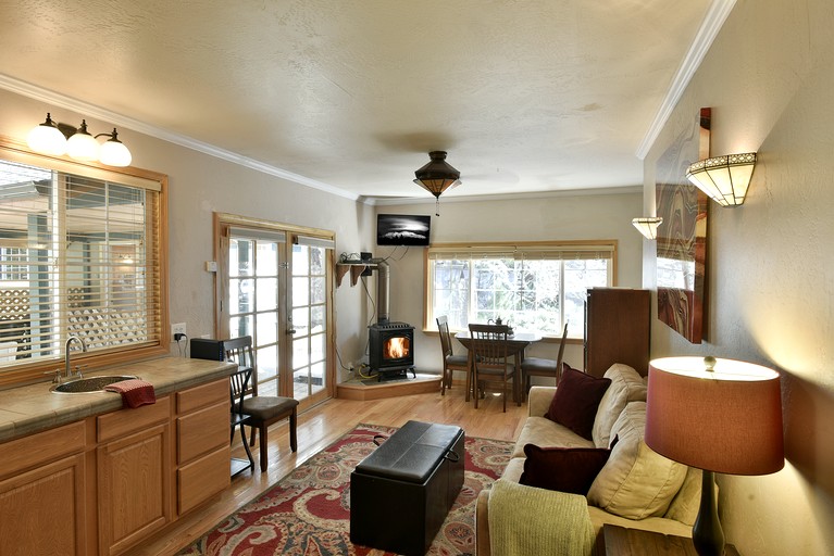 Cabins (United States of America, Black Butte Ranch, California)