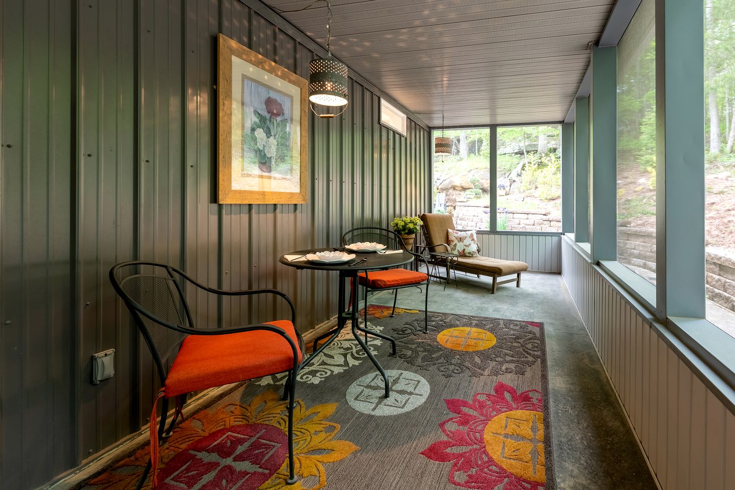 Romantic Lakefront Cabin with Private Hot Tub Near Lake of Egypt | Tunnel Hill, Illinois