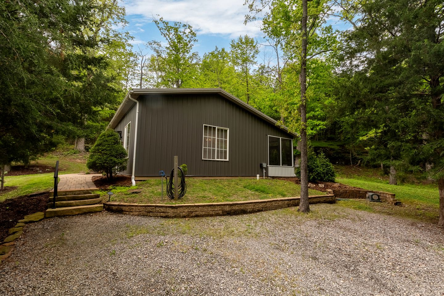 Romantic Lakefront Cabin with Private Hot Tub Near Lake of Egypt | Tunnel Hill, Illinois