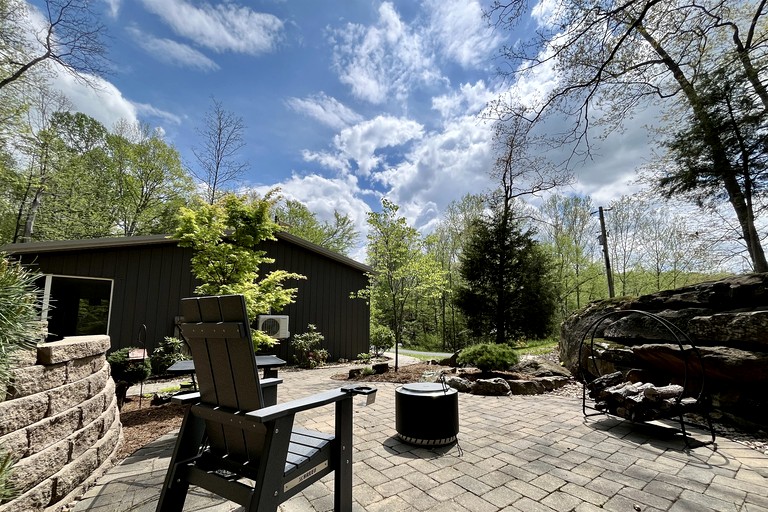 Cabins (United States of America, Tunnel Hill, Illinois)