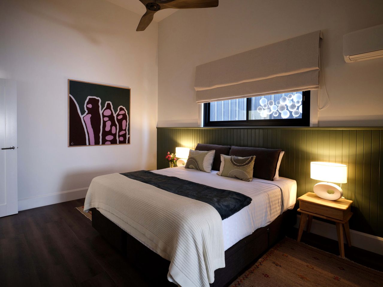 Luxury Villa with Heated Bathroom & Pet-Friendly Access, Close to Wineries in Mudgee, NSW