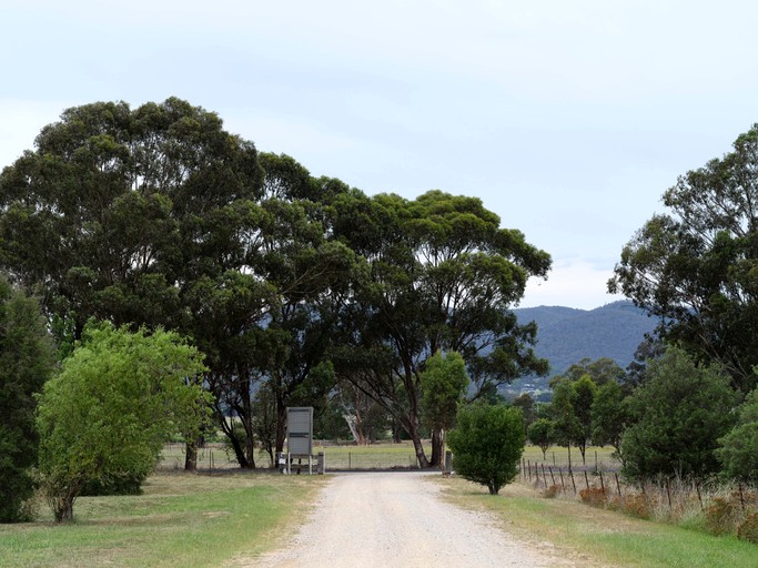 Villas (Australia, Bombira, New South Wales)