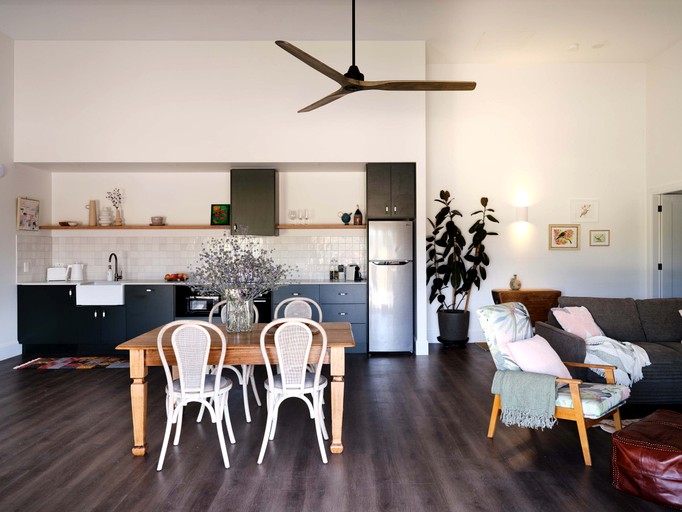 Villas (Australia, Bombira, New South Wales)