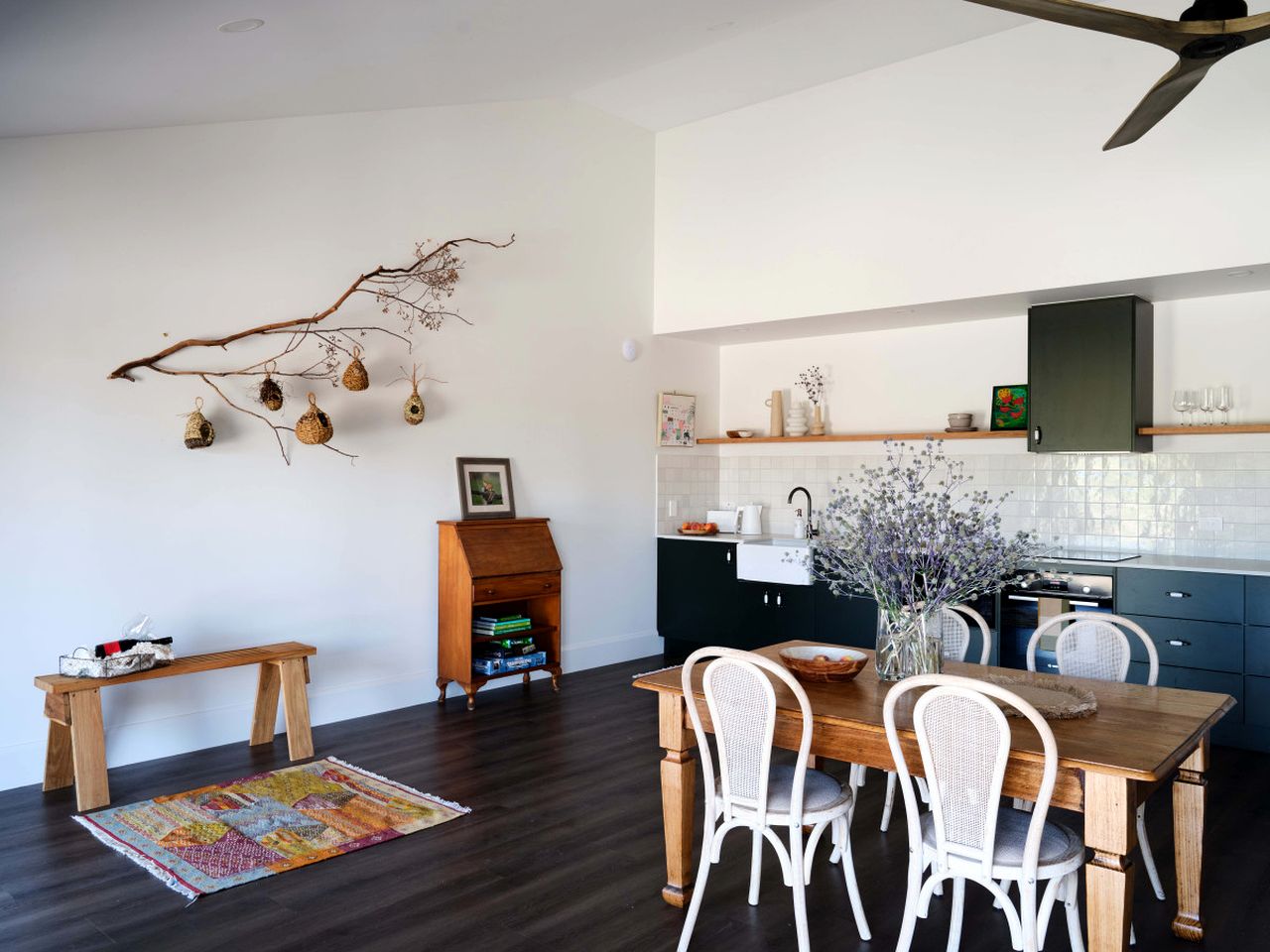 Luxury Villa with Heated Bathroom & Pet-Friendly Access, Close to Wineries in Mudgee, NSW