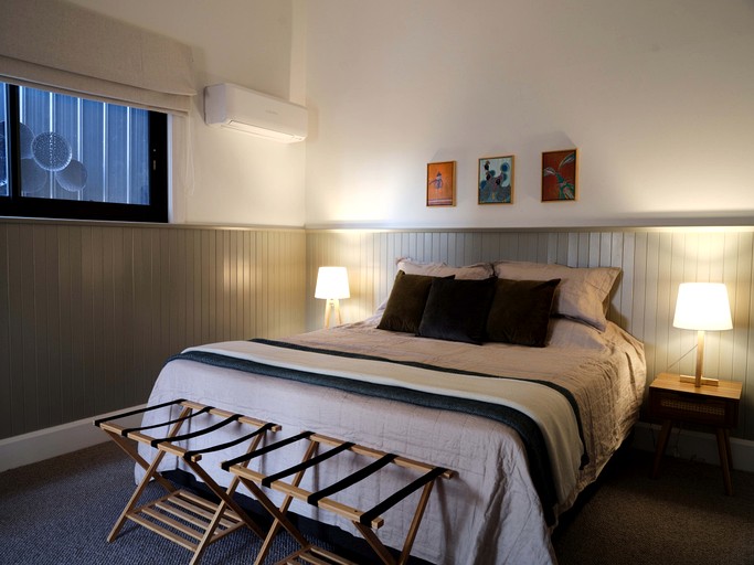 Villas (Australia, Bombira, New South Wales)