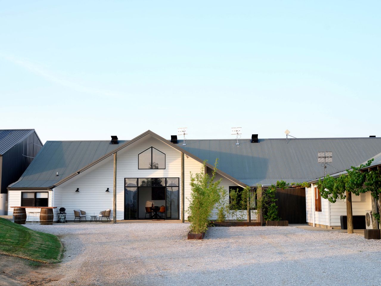 Charming Luxury Villa in a Transformed Winery, Surrounded by Gardens Near Mudgee, New South Wales