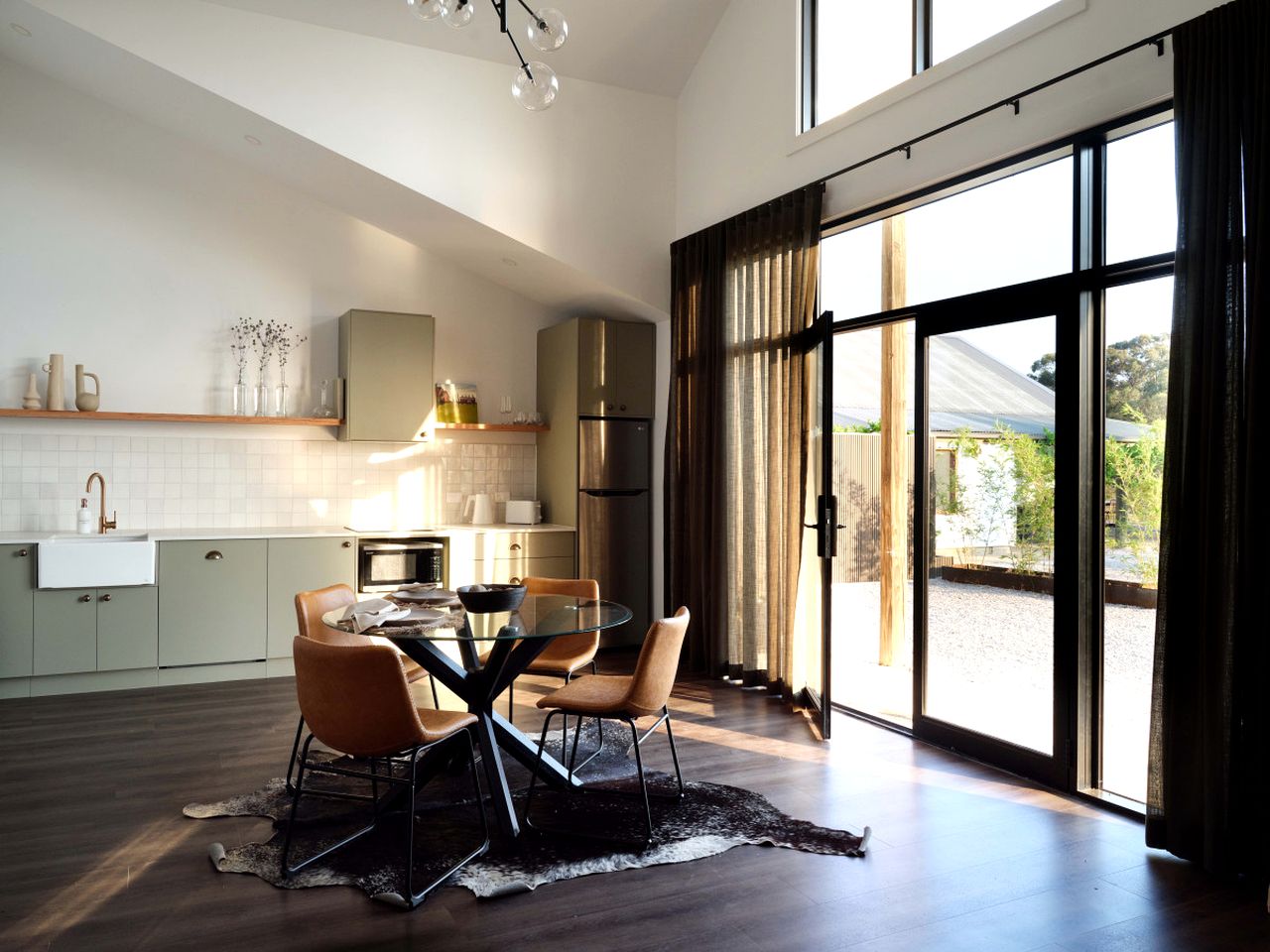 Charming Luxury Villa in a Transformed Winery, Surrounded by Gardens Near Mudgee, New South Wales