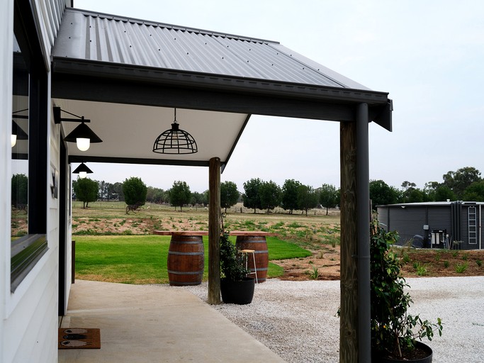 Vacation Rentals (Australia, Bombira, New South Wales)