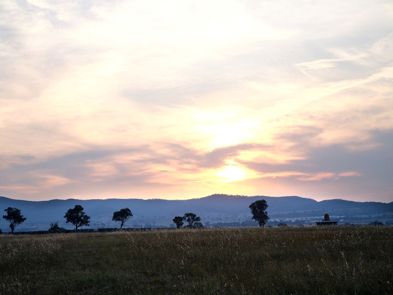 Luxury Cellar Door Accommodation with Heated Bathroom Near Wineries | Mudgee, NSW