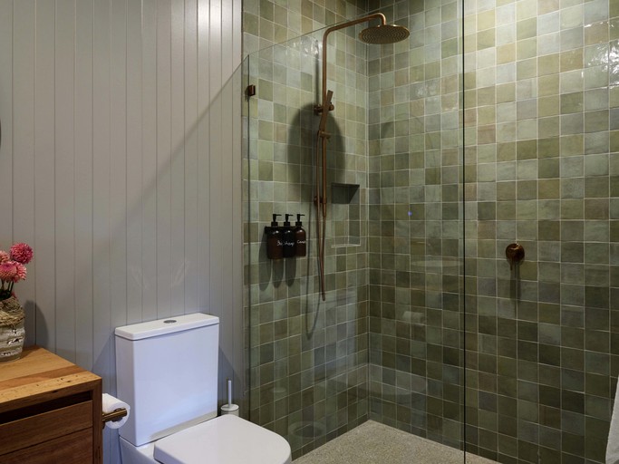 Vacation Rentals (Australia, Bombira, New South Wales)