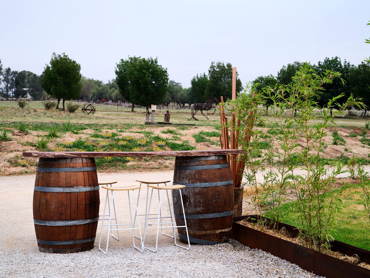 Luxury Pet-Friendly Villa with Heated Bathrooms & Full Kitchen Near Wineries in Mudgee, New South Wales