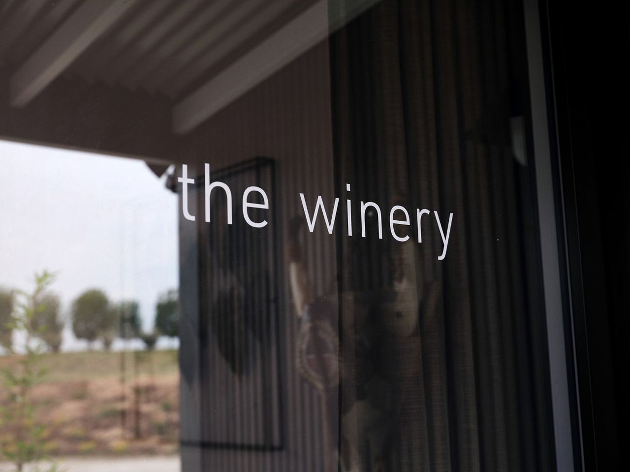 Luxury Pet-Friendly Villa with Heated Bathrooms & Full Kitchen Near Wineries in Mudgee, New South Wales