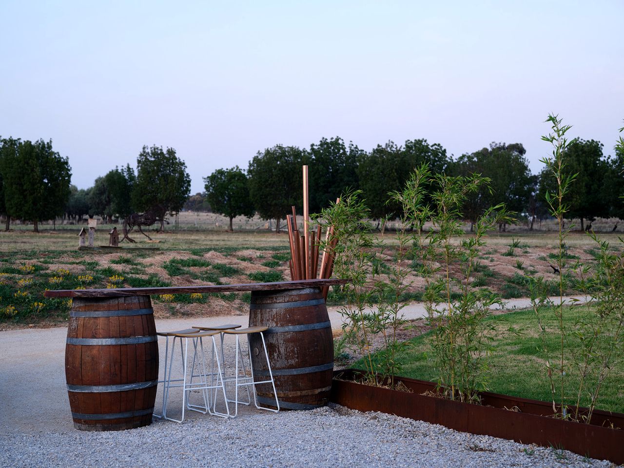 Luxury Pet-Friendly Villa with Heated Bathrooms & Full Kitchen Near Wineries in Mudgee, New South Wales