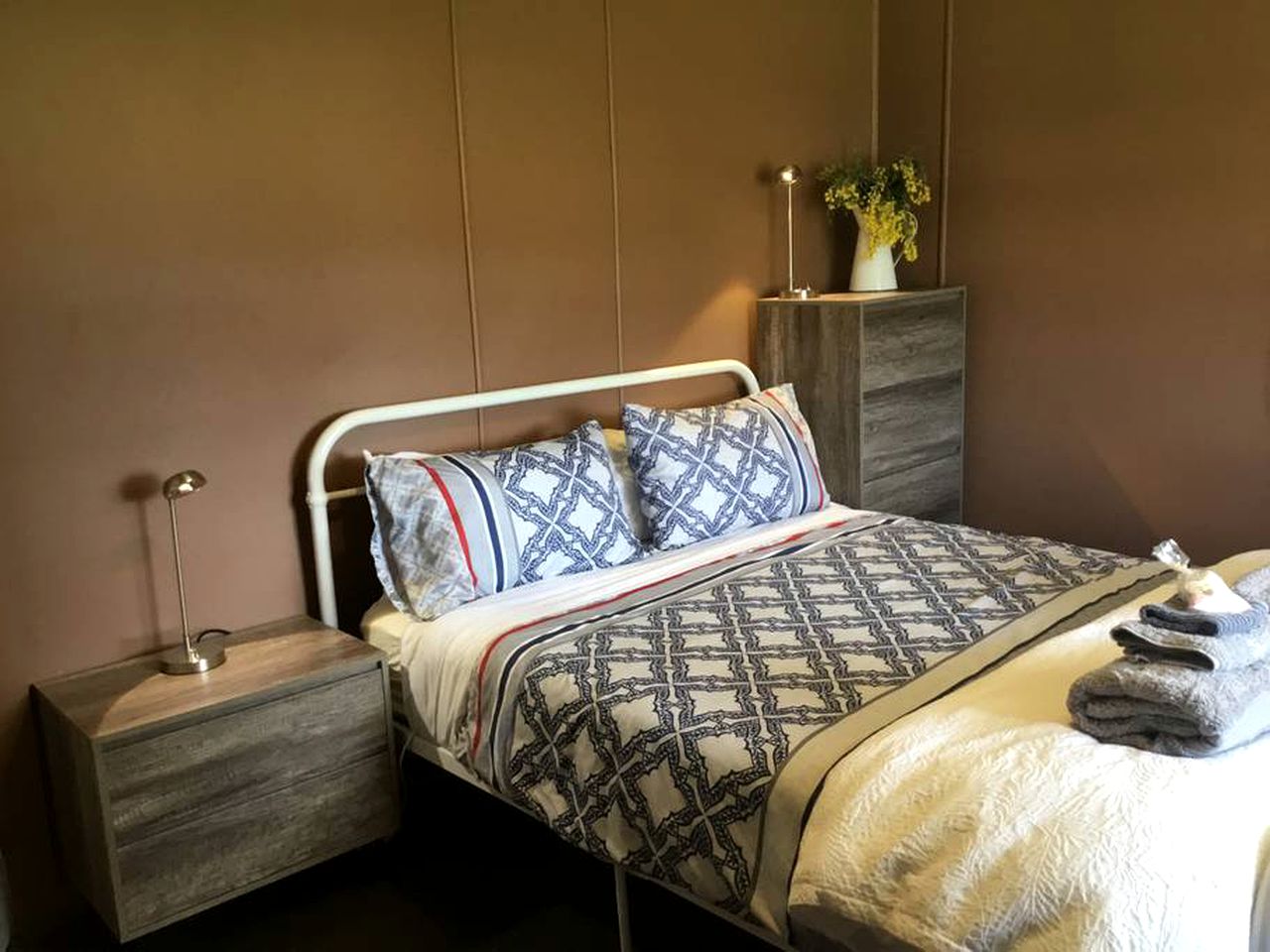 Pet-Friendly Cottage Getaway on a Farm near Hamilton, Tasmania