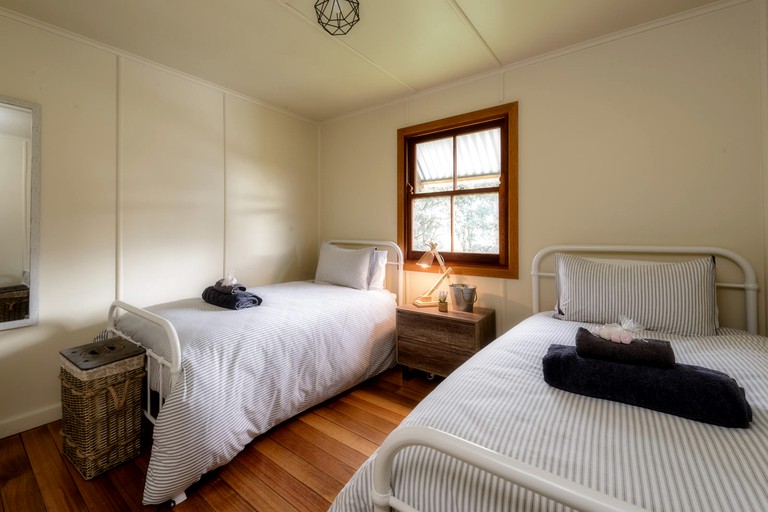 Nature Lodges (Bothwell, Tasmania, Australia)