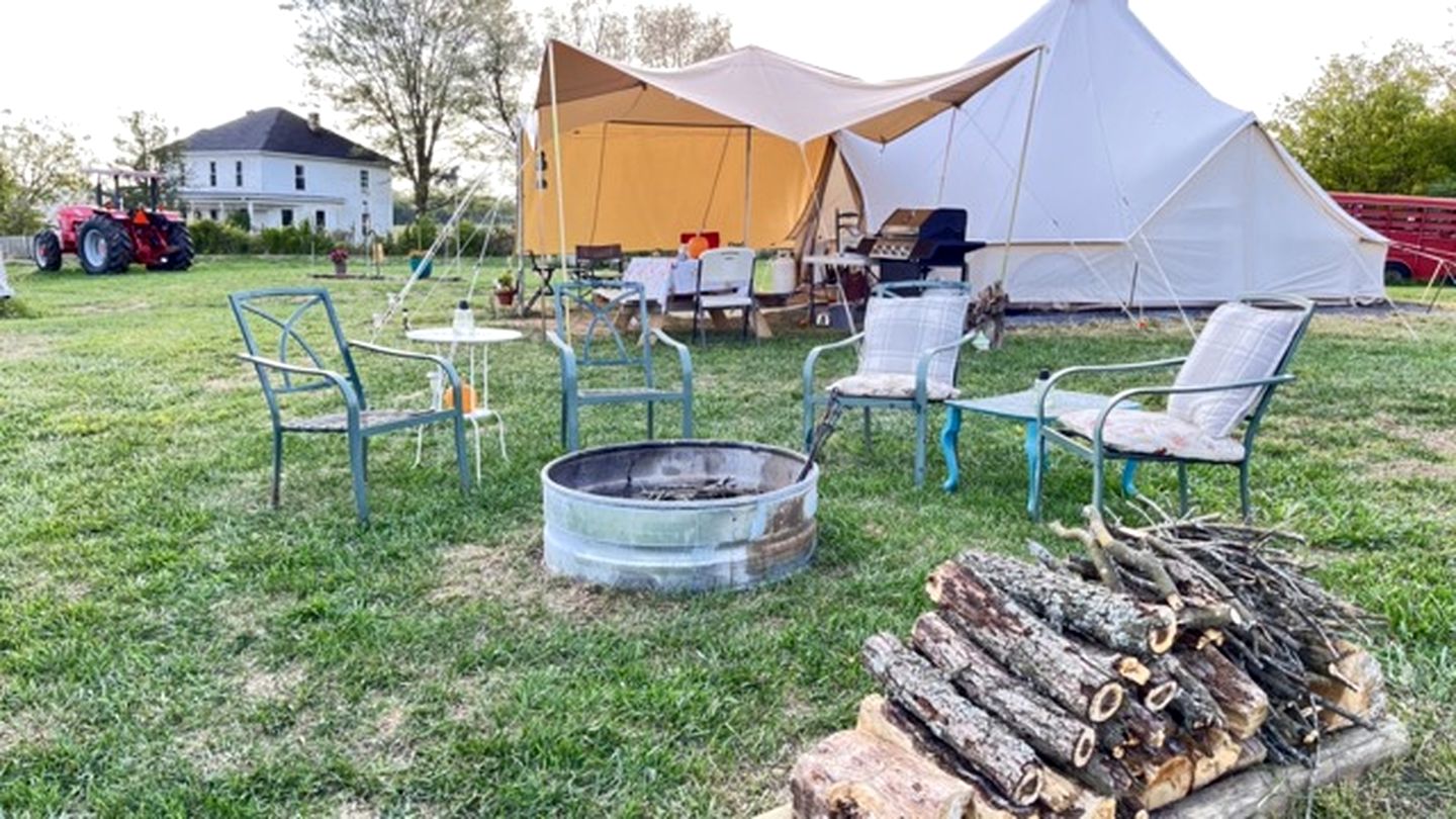 Shenandoah Valley Glamping Bell Tent on Working Cattle Farm in Edinburg, Virginia