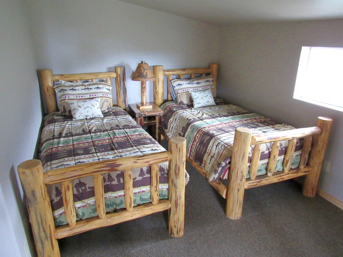 Vacation Rentals (United States of America, Cameron, Montana)