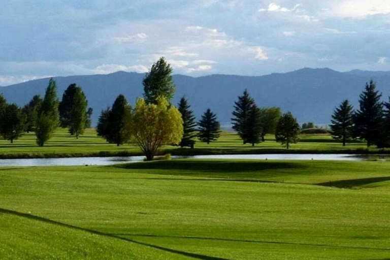 Caravans (United States of America, Tetonia, Idaho)