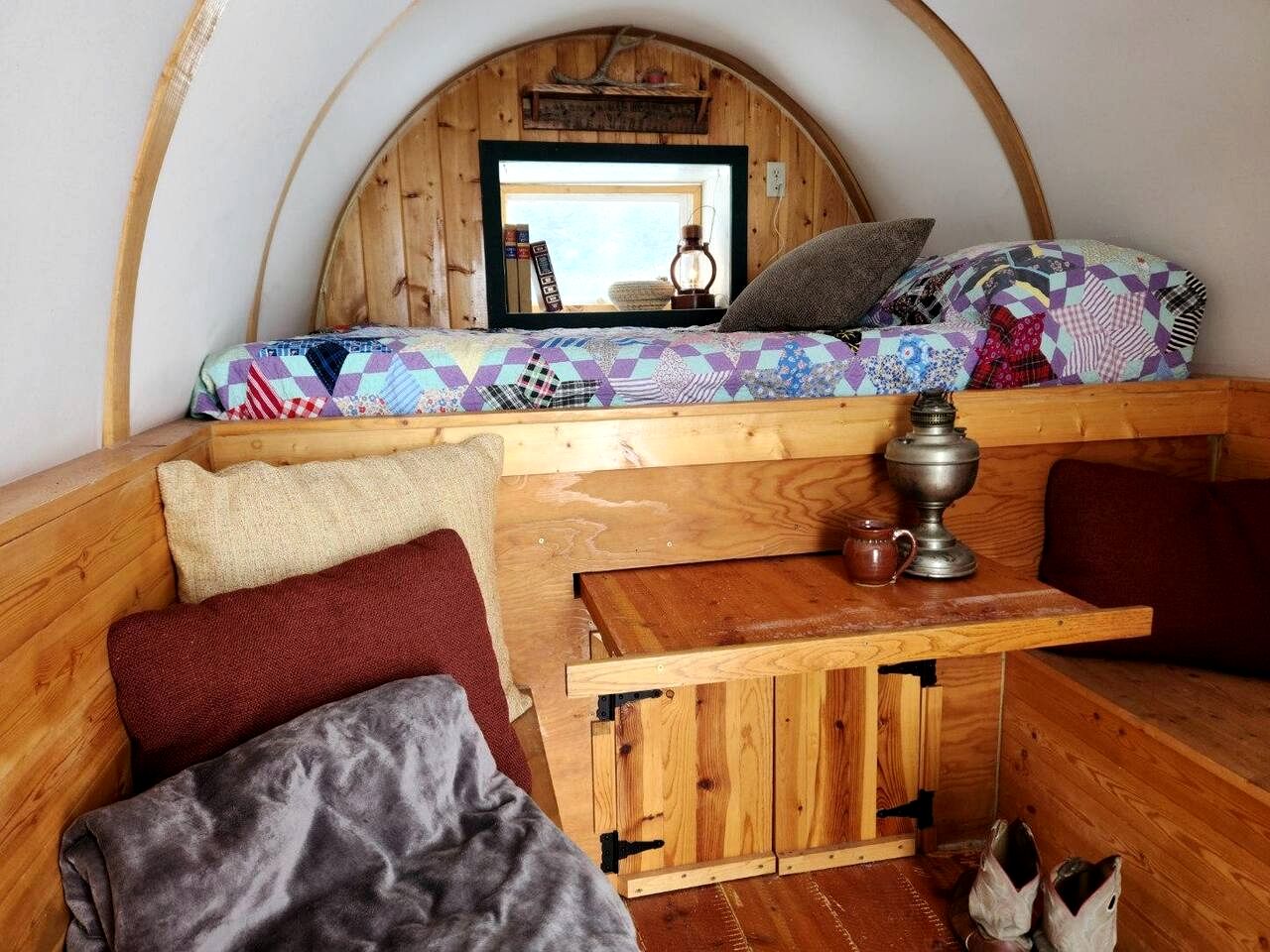 Charming Glamping Wagon with Mountain Views on Working Ranch near Grand Teton – Tetonia, Idaho