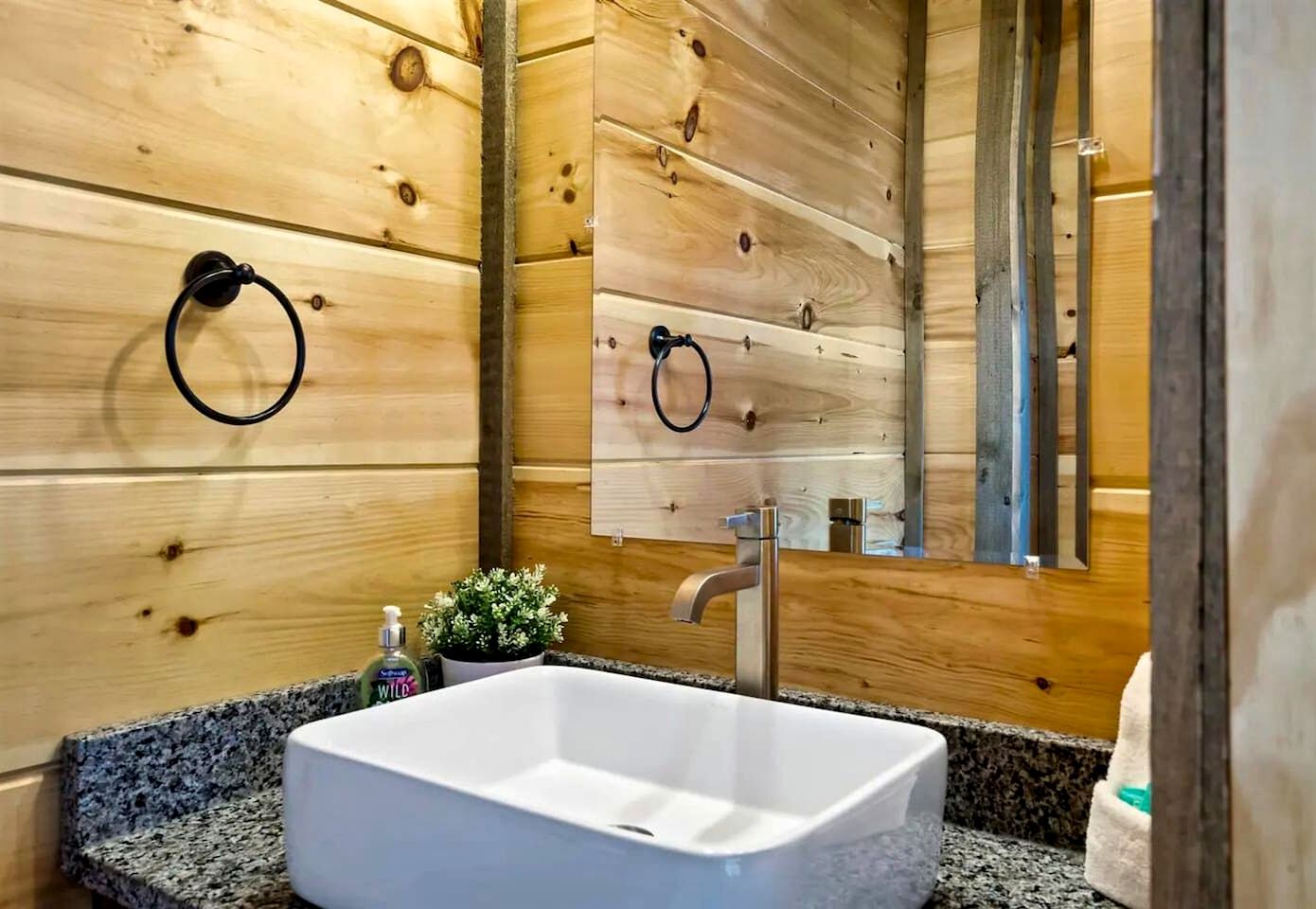Luxurious Sevierville Mountain Retreat • Heated Indoor Pool, Hot Tub & Arcade, Sevierville, TN