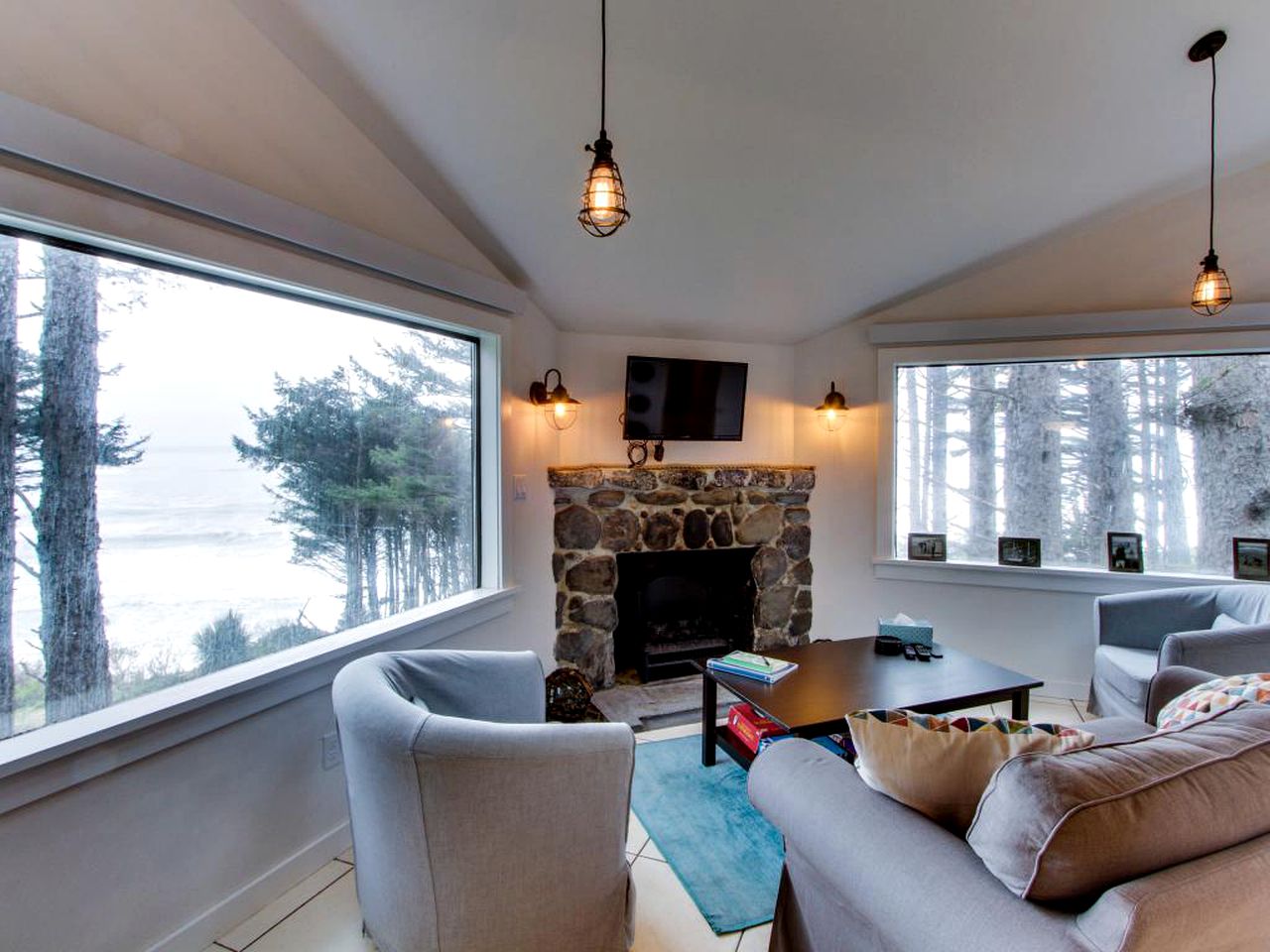 Oceanfront Cabin in Lincoln County, Oregon