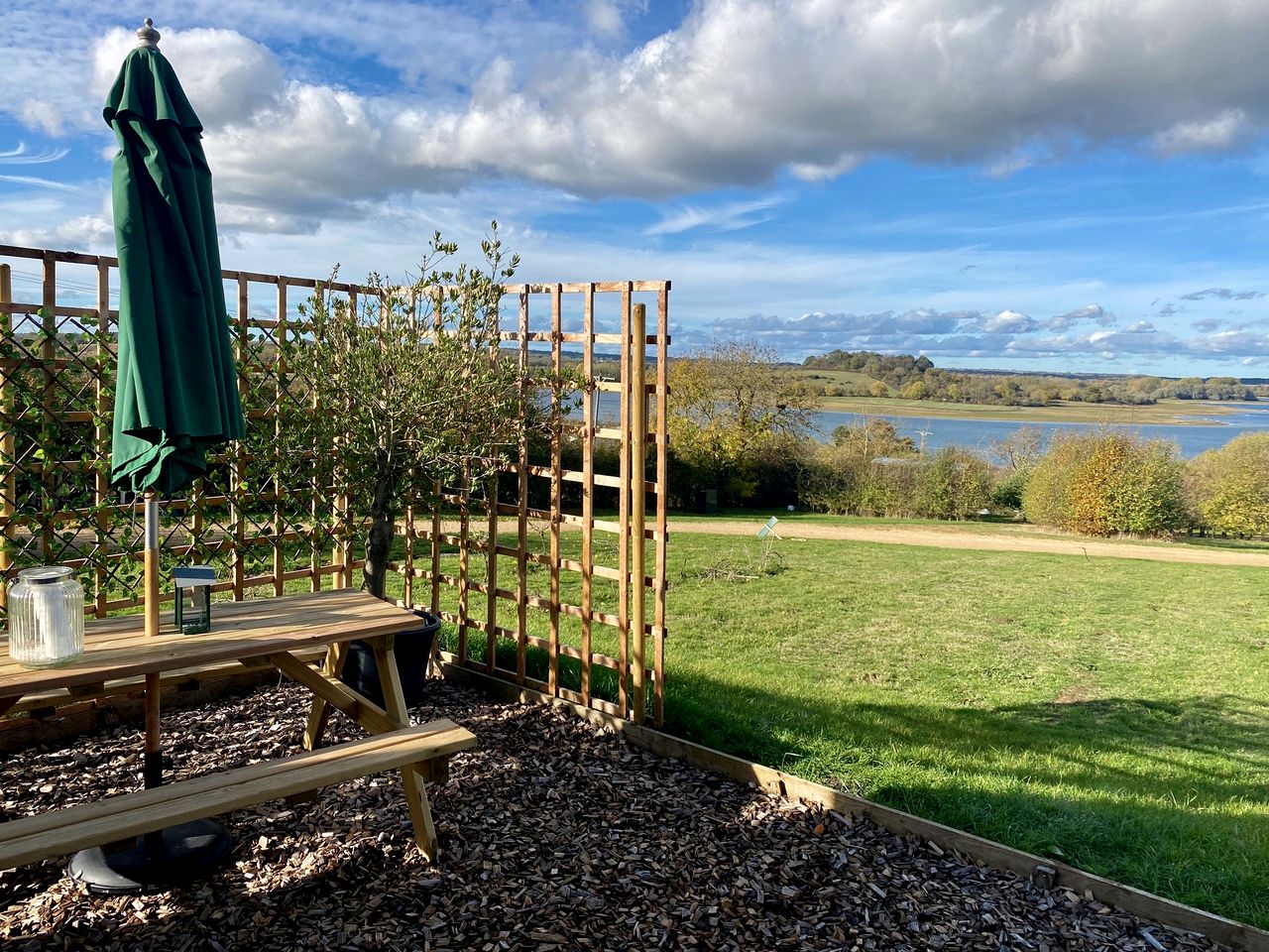 Charming Lakeside Container Sanctuary near Rutland Water in Rutland