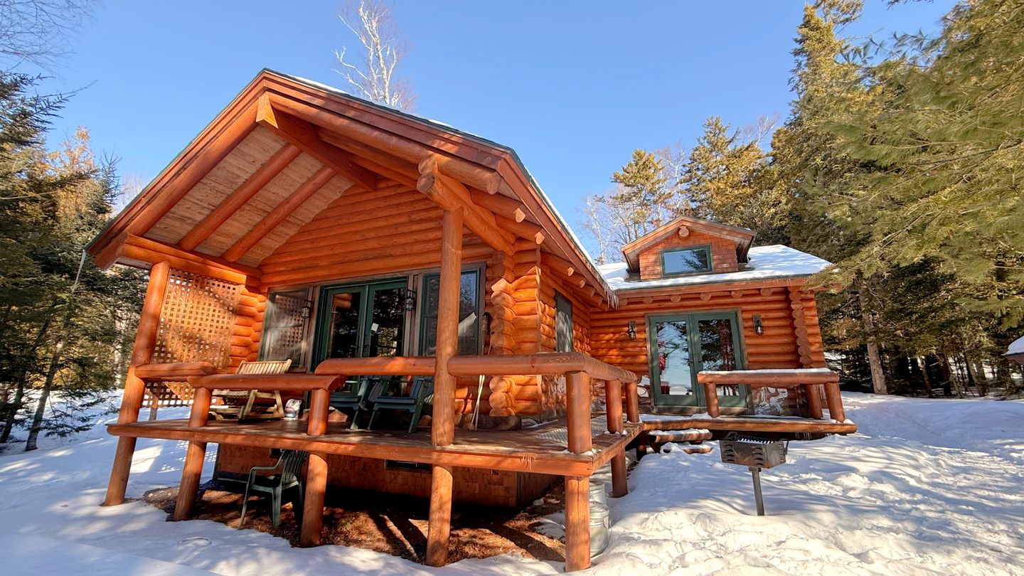 Tranquil Waterfront Escape with Kayaks & Sunset Deck in Greenville, Maine