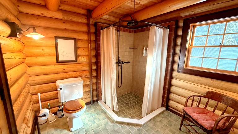 Cabins (United States of America, Greenville, Maine)