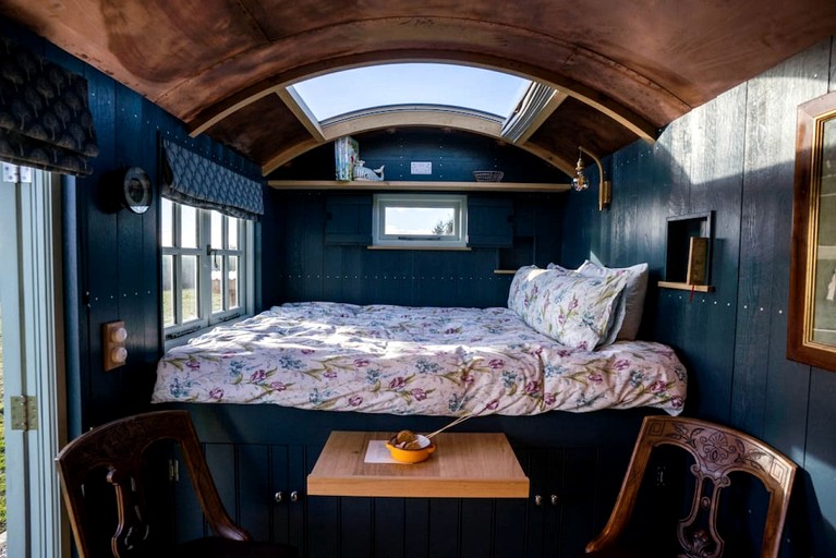 Huts (United Kingdom, Dorset, England)