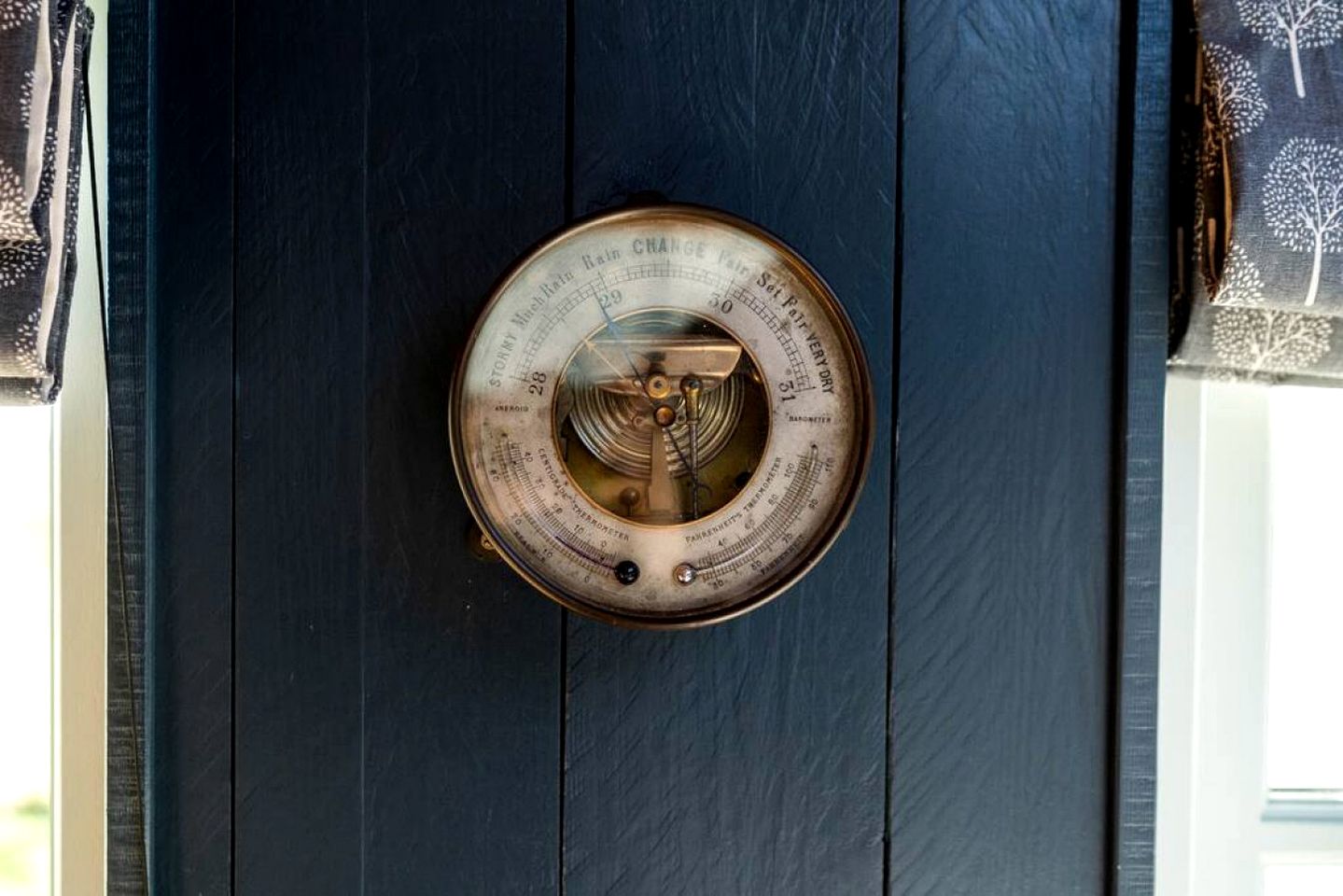 Astronomer Shepherd's hut in Dorset, England