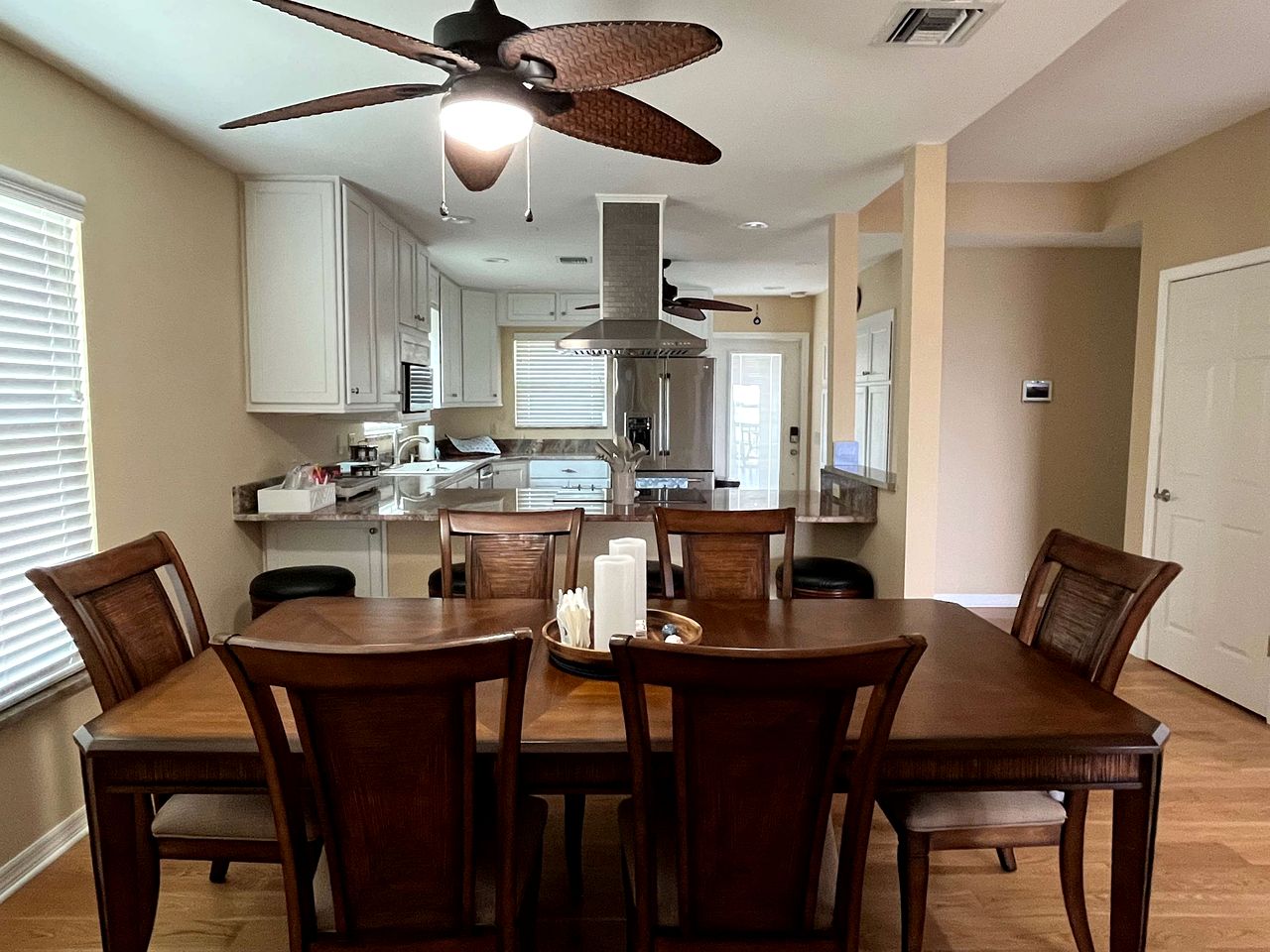Serene Bayfront Cottage with Private Dock and Beach Access near Florida’s Coastal Paradise