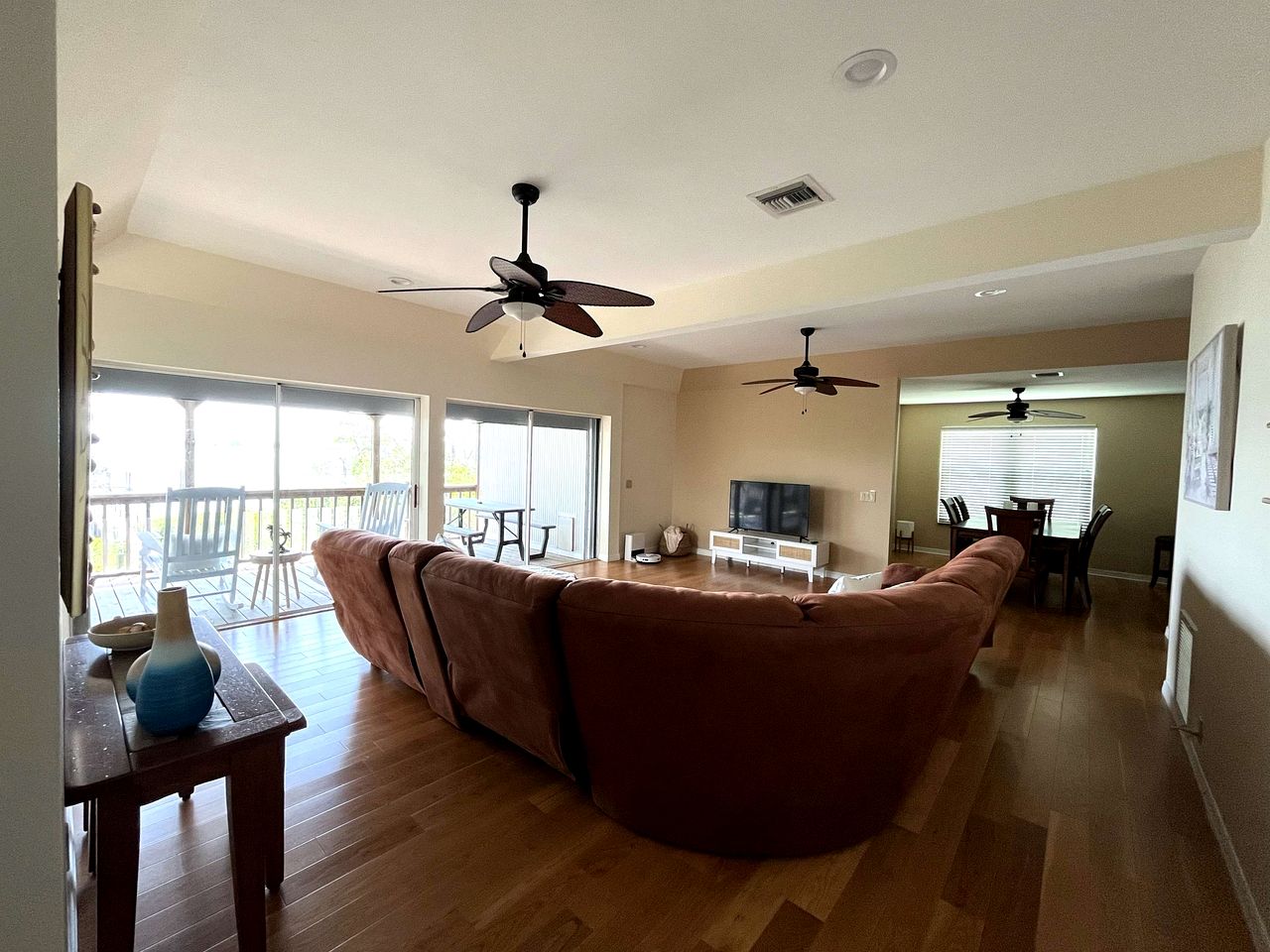 Serene Bayfront Cottage with Private Dock and Beach Access near Florida’s Coastal Paradise